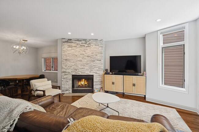 Foto del edificio - 1238 W Fletcher St