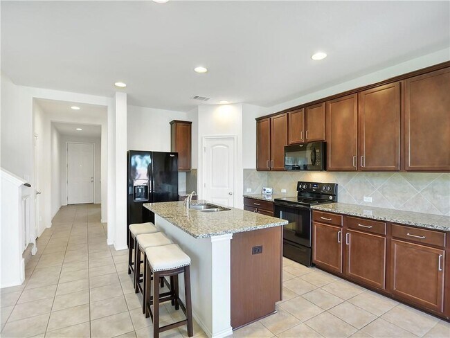 Building Photo - 17212 Gabbro Dr