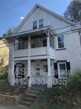 Building Photo - 5833 Madison Ave