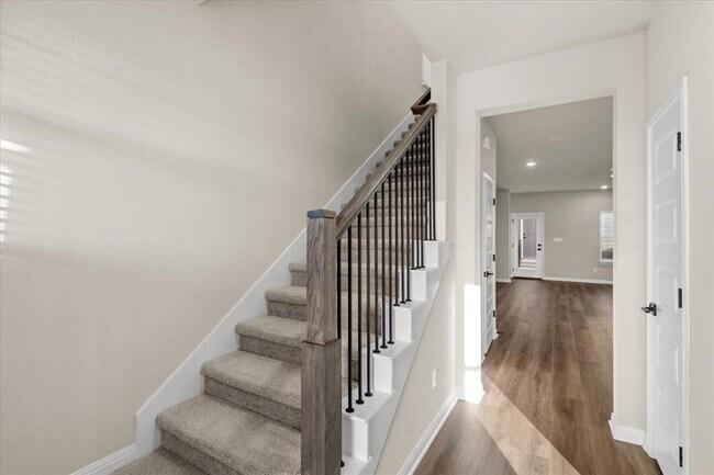 Foto del edificio - 5900 Whisper Crk Dr