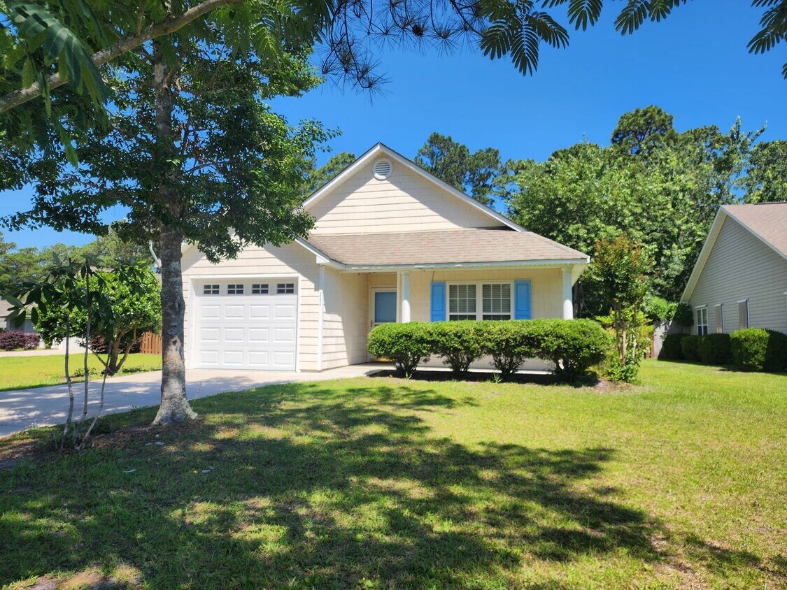 Primary Photo - AVAILABLE NOW! BELVEDERE PLANTATION
