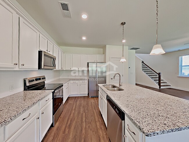 Building Photo - 13009 Wishsong Ct