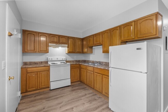 Building Photo - 50-62 East Street - 7B