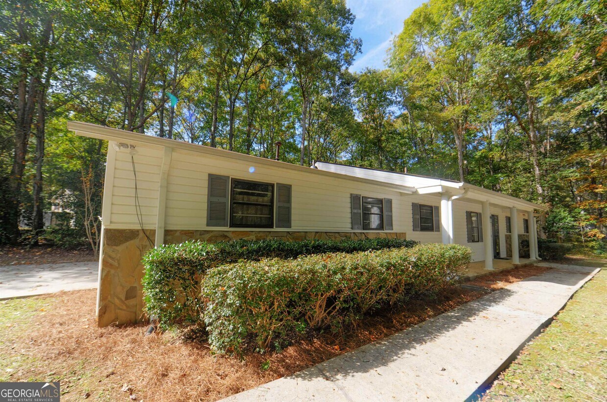 125 Brooks Dr, Tyrone, GA 30290 House Rental in Tyrone, GA