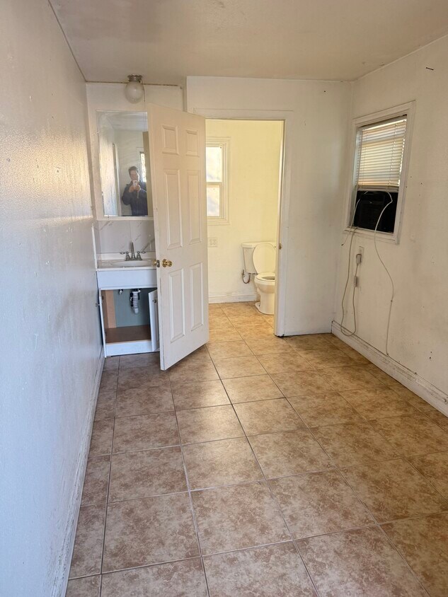 Foto del edificio - 3881 Eucalyptus Ave