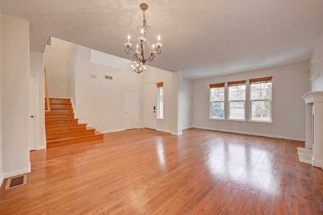 Foto del edificio - $3,995.00 - 5 Bedrooms, 4 Bathrooms, Single Family Home in Highlands Ranch with Fenced Yard!