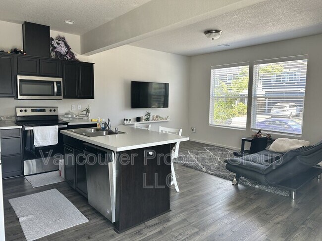 Foto del edificio - 700 NE 138th Pl
