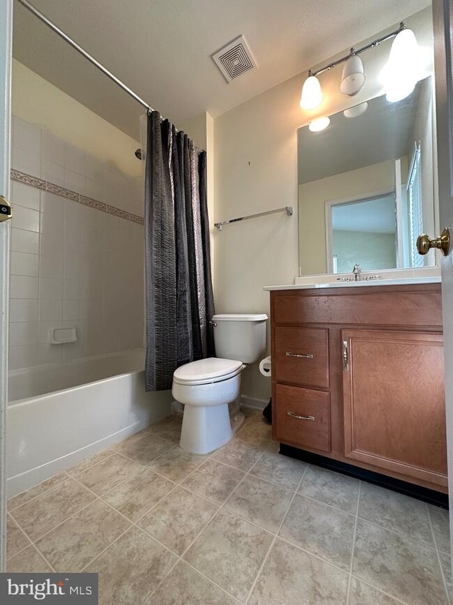 Foto del edificio - 42800 Sykes Terrace