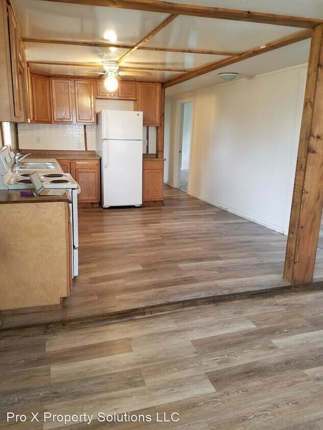 Primary Photo - 401 N Olive St
