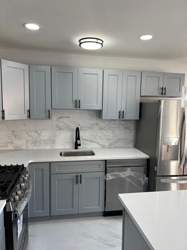 Foto del edificio - 924 Stuyvesant Ave