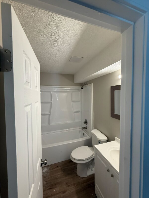 Foto del edificio - 324 Block St