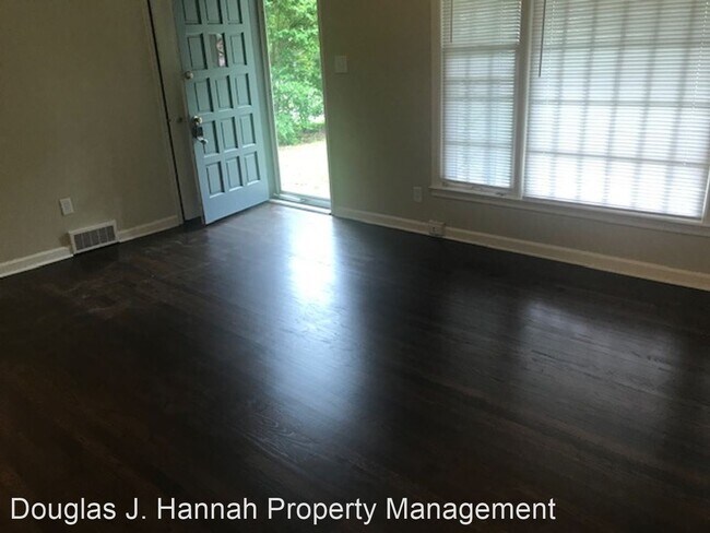 Foto del edificio - 3 br, 1 bath House - 8545 Wornall
