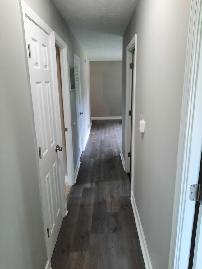 Foto del edificio - 2425 Apache Dr