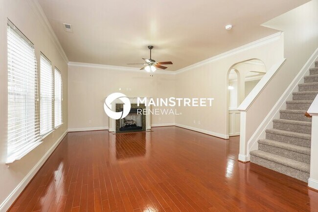 Building Photo - 4 Bedroom Pet-Friendly Home in WALKERTOWN, NC with Main Street Renewal