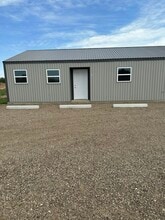 Building Photo - 10820 Chapman Dr