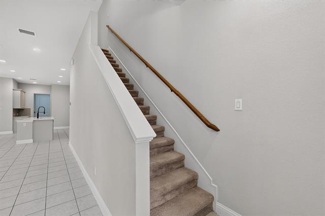 Foto del edificio - 7617 Regal Ln