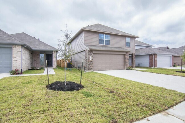 Foto del edificio - 5714 Plantation Forest Dr