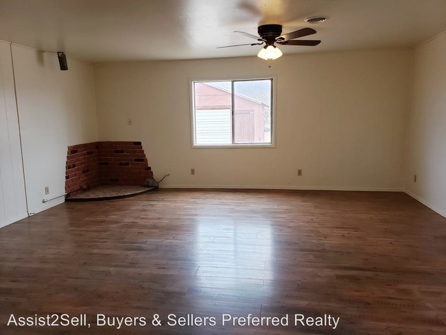 Building Photo - 3 br, 2 bath House - 38 Suzy Ann