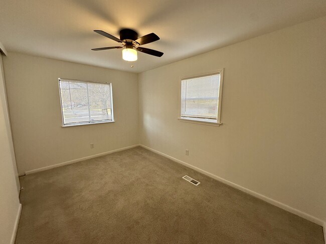 Foto del edificio - 1417 Brighton Rd