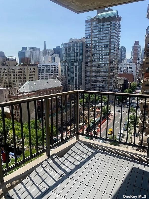 Foto del edificio - 345 E 80th St