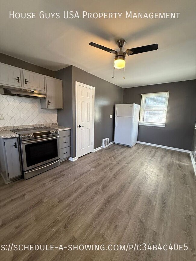 Building Photo - 4610 Linwood Blvd