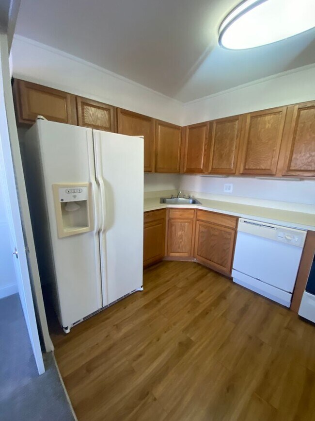 Interior Photo - Randolph Square