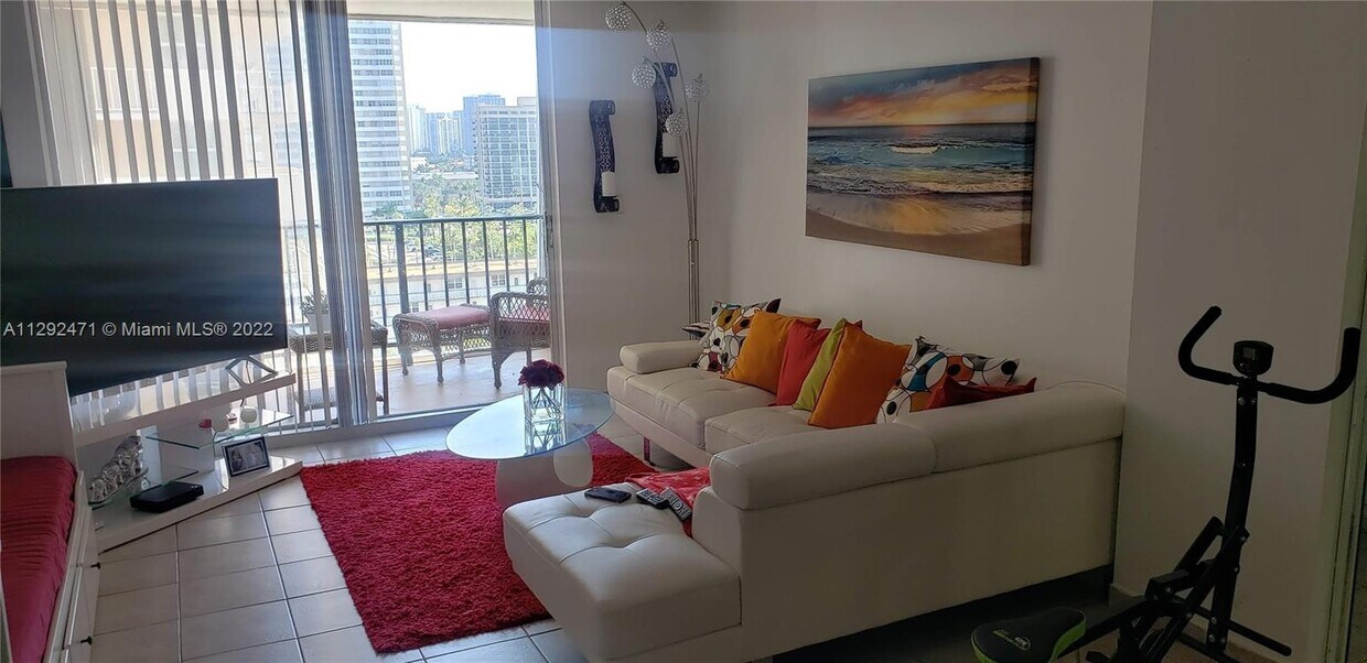 1904 S Ocean Dr Unit 1105, Hallandale Beach, FL 33009 Condo for Rent