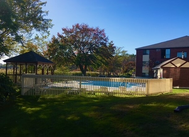 Primary Photo - Olde English Village of Hampton