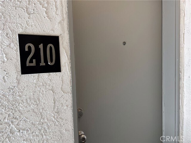 Foto del edificio - 3131 S Canfield Ave