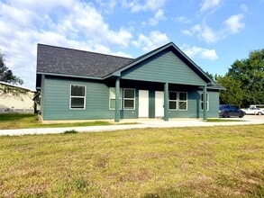 Building Photo - 504 Ross Sterling Ave