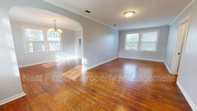 Building Photo - 2301 Bethune Ave