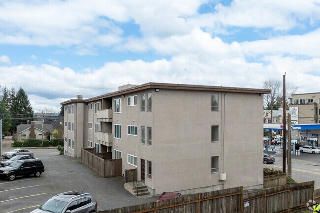 Building Photo - 2500 NE 65th St