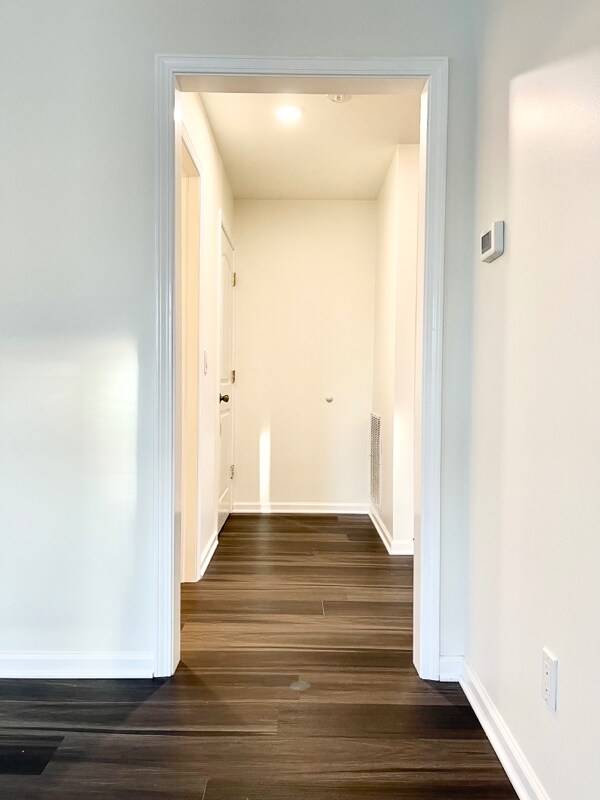 Building Photo - 82 Forrest St