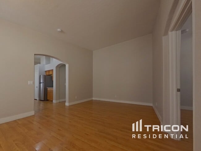 Building Photo - 9126 W Serrano St