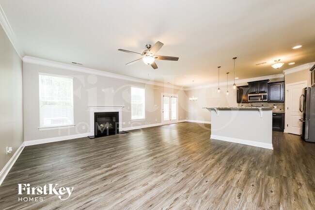 Foto del edificio - 136 Wintergreen Ct