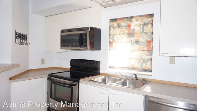 Building Photo - 1 br, 1 bath House - 1812 Spruce St