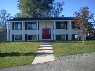 Primary Photo - 3837 Silver Lake Rd