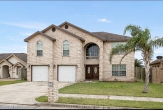 Building Photo - 7562 Cedar Ave