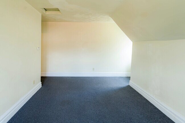 Living Room - 6347 Marchand St