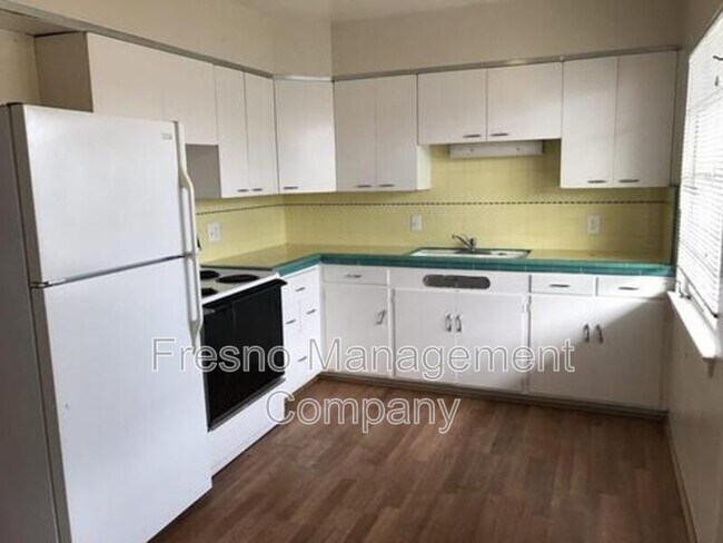 Foto del edificio - 1310 N Wishon Ave