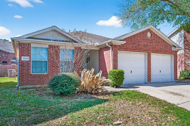 Foto del edificio - 19215 Talcott Way Dr