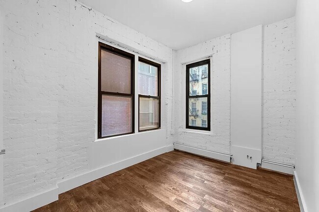 Building Photo - 106 Ridge Street
