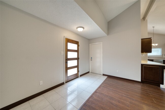 Building Photo - 3034 Becket St