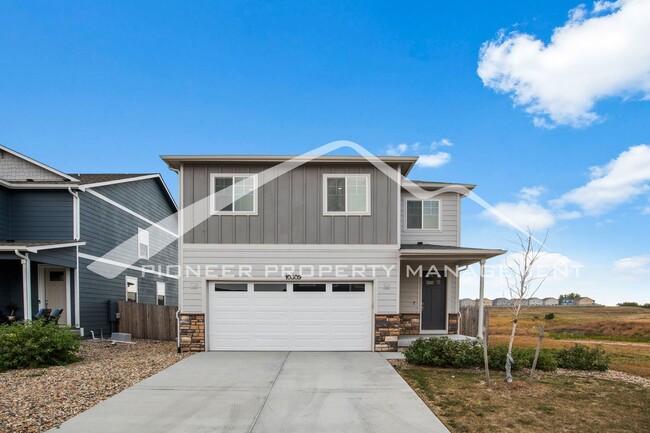 Building Photo - Modern 4-Bed, 2.5-Bath Home with 2 car gar...