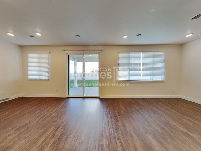 Foto del edificio - 1002 S Jillian Avenue