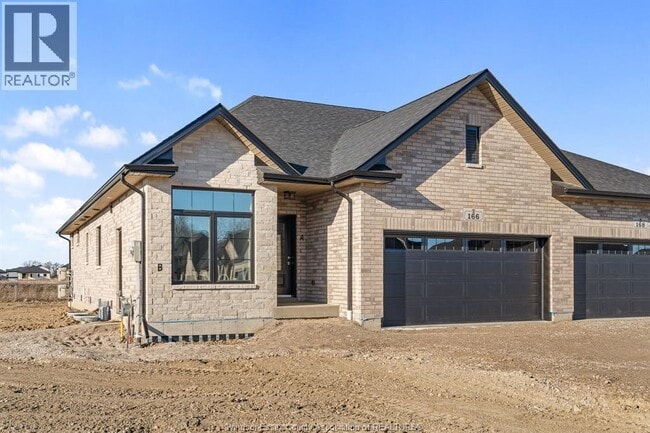 Building Photo - 164-A MCLELLAN AVENUE