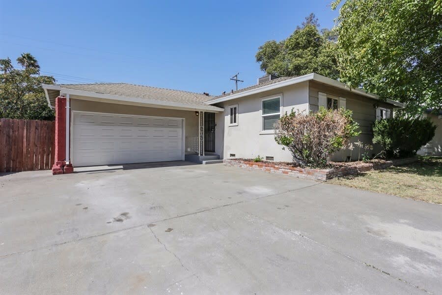 Primary Photo - 5709 Ellis Ct