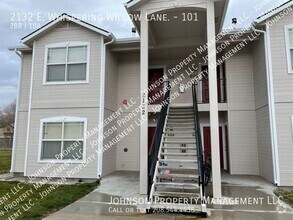Building Photo - 2132 E Whispering Willow Ln
