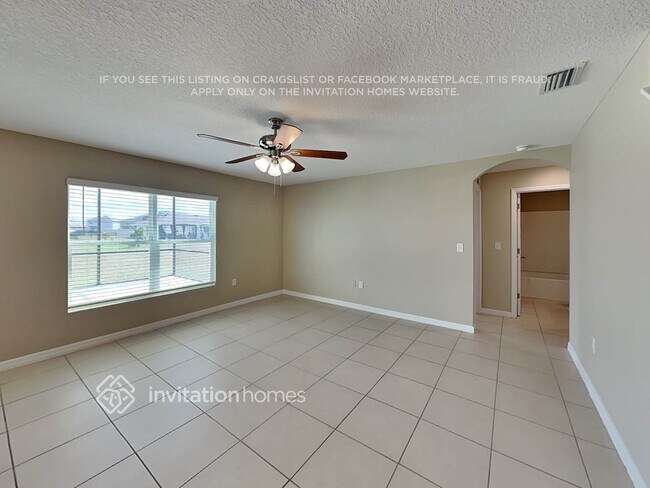 Foto del edificio - 10312 Charlotte Dr.