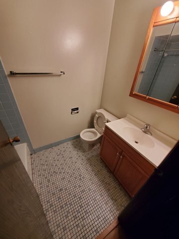 Foto del edificio - 14823 Kilpatrick Ave